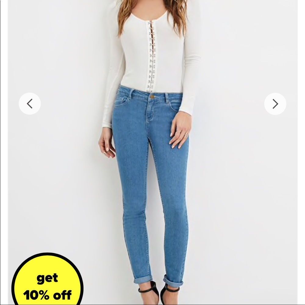 Forever 21 Classic Denim Low Rise Skinny Jeans